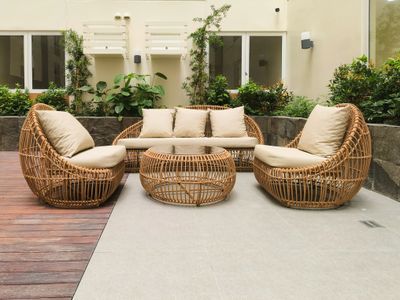 Rattan & wicker furniture