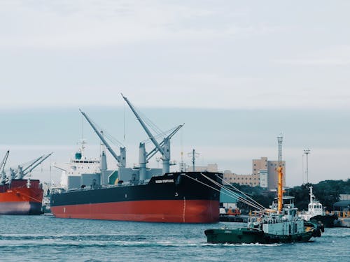 Foto De Navios No Porto