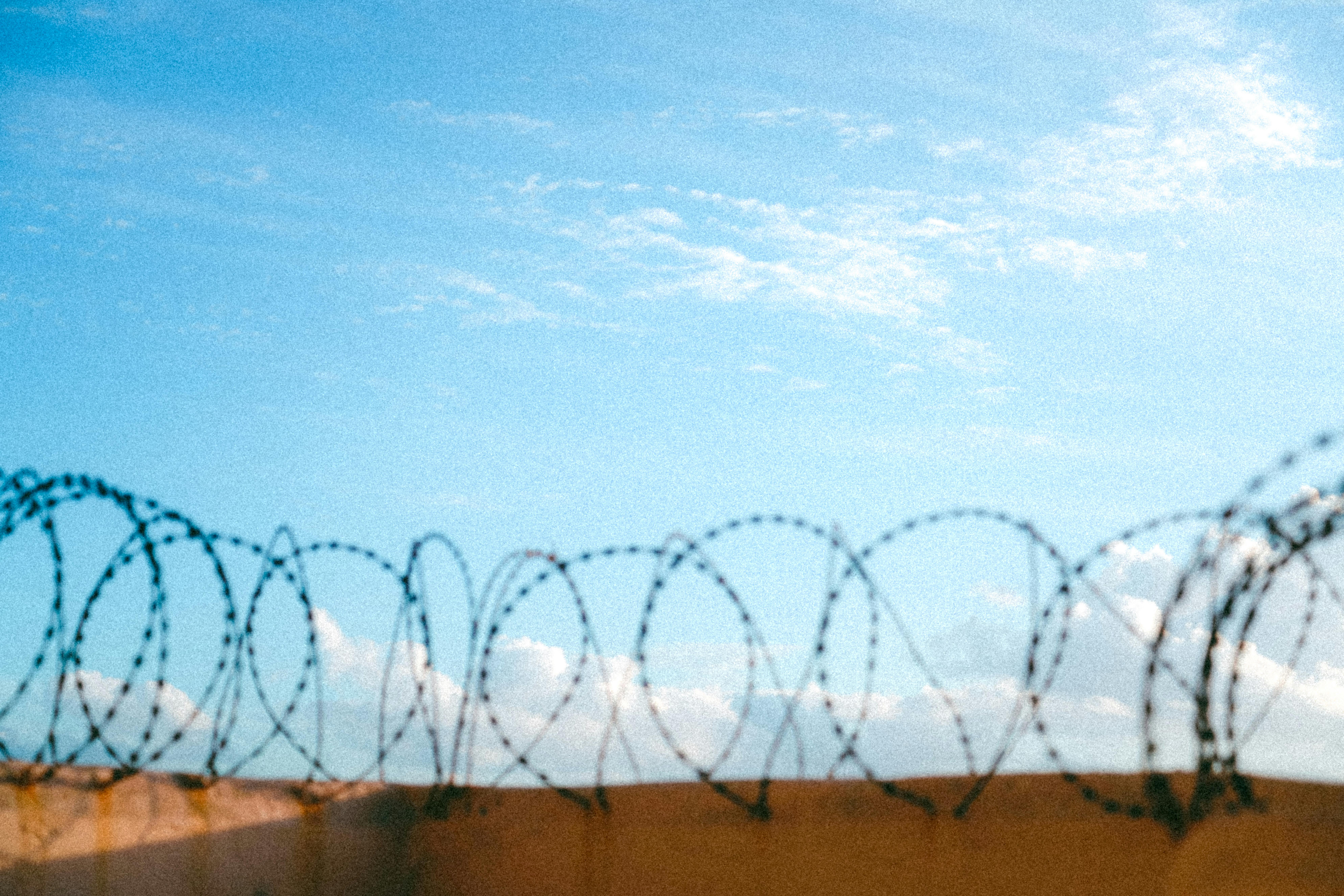 谷立言強調自由的珍貴 黃國昌質疑國防資金運用