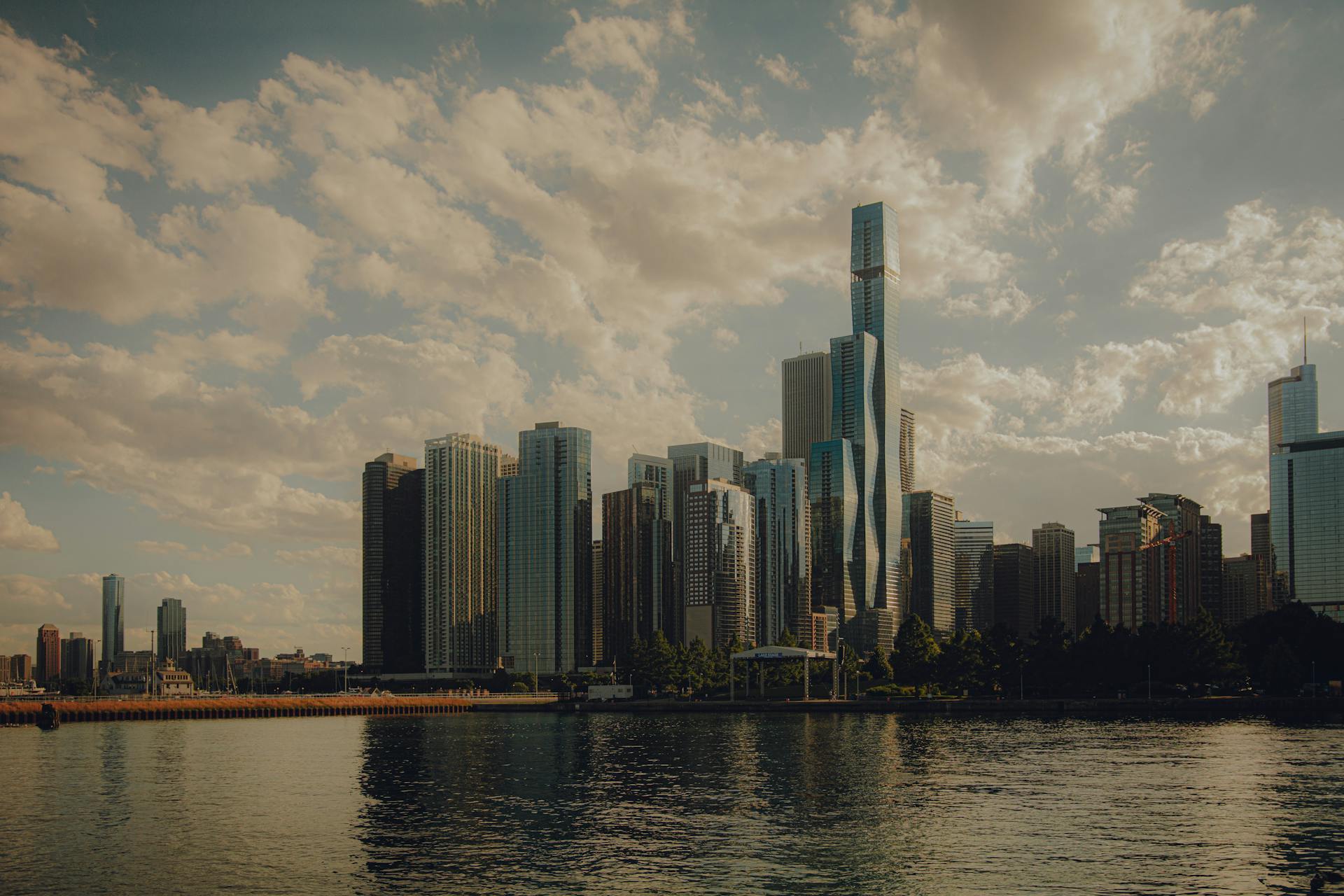 Downtown Skyscrapers by the Lake Michigan in Chicago, IL, USA