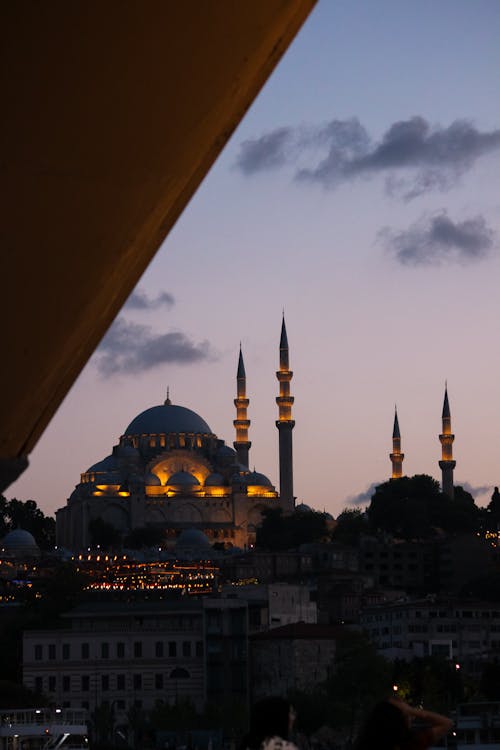 Fotobanka s bezplatnými fotkami na tému suleymaniye mešita, západ slnka