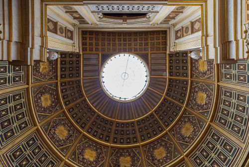 Free A detailed view of a golden mosaic dome ceiling in Paris, showcasing intricate design patterns. Stock Photo