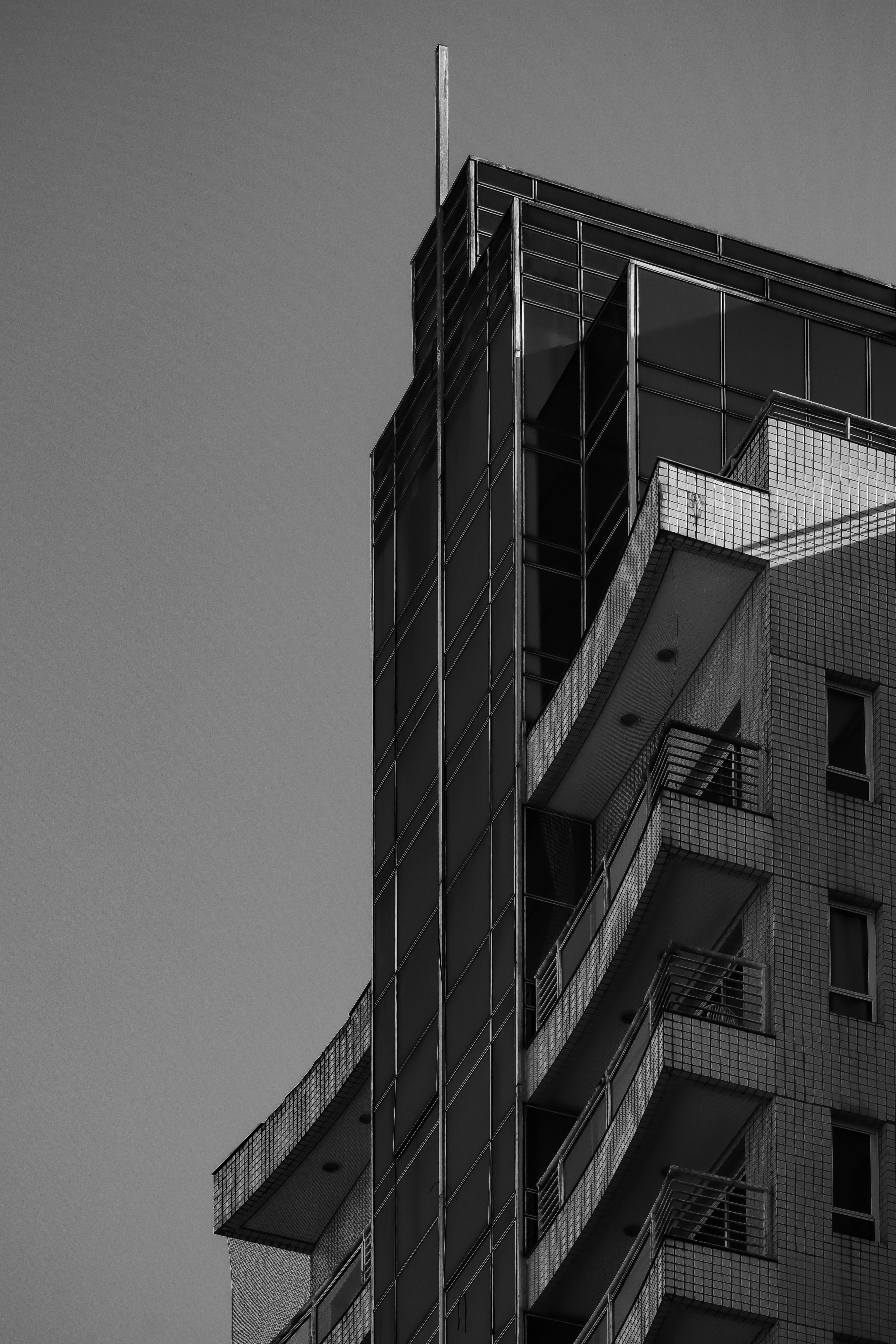 Low Angle Shot of a Modern Skyscraper in a City · Free Stock Photo