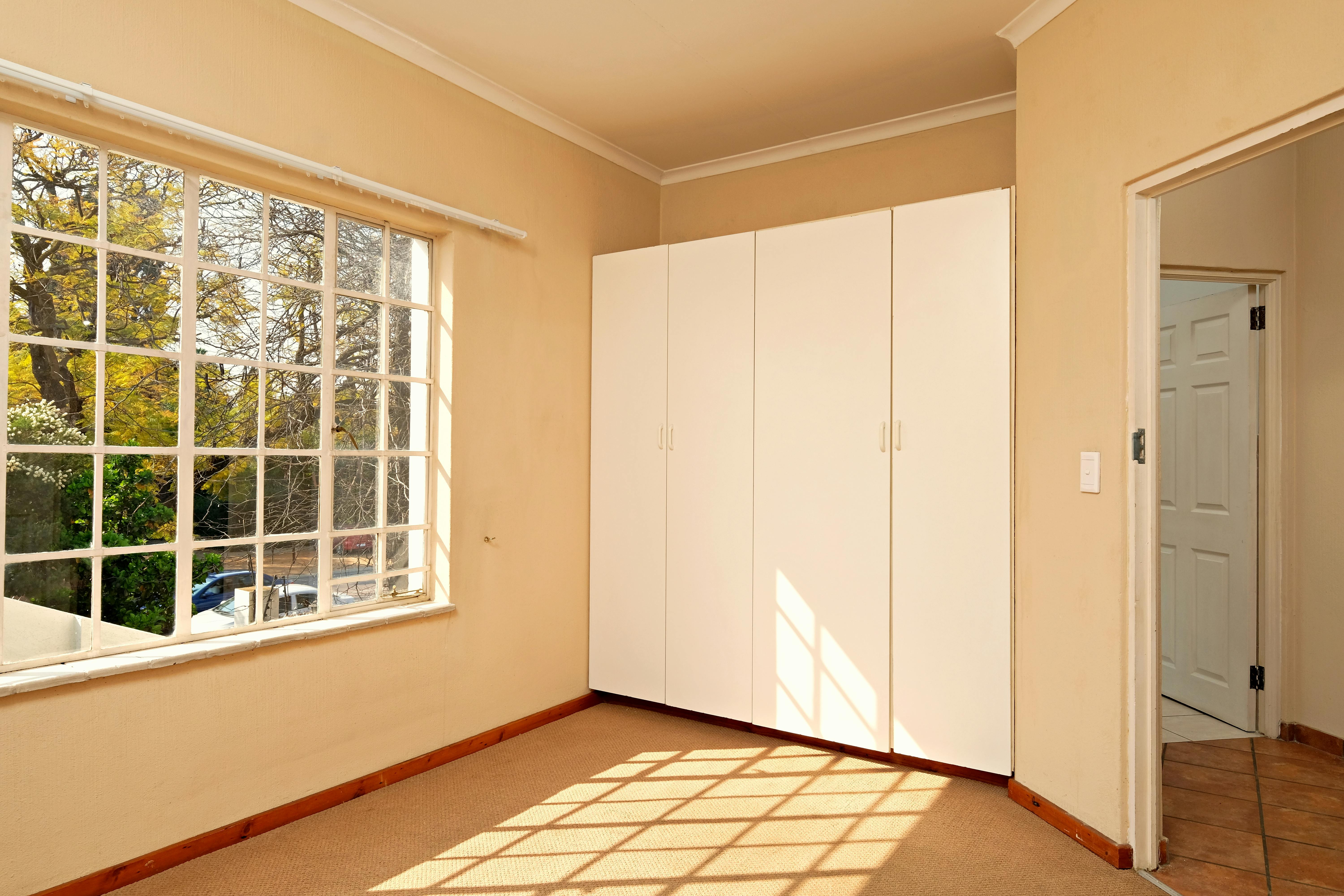 Selecting Versatile ⁢Pieces ‌for Your Minimalist Wardrobe