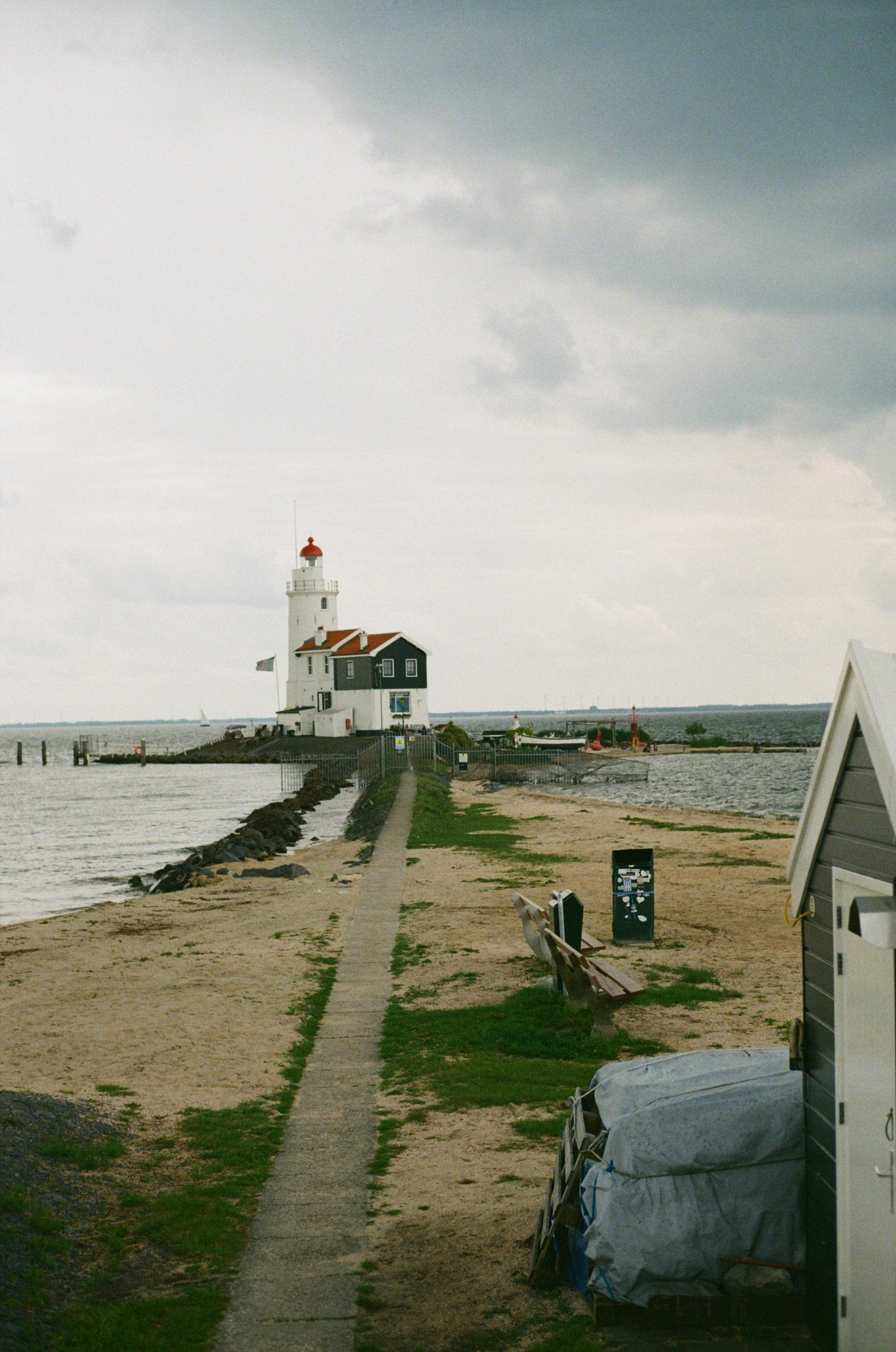 marken lighthouse in netherlands