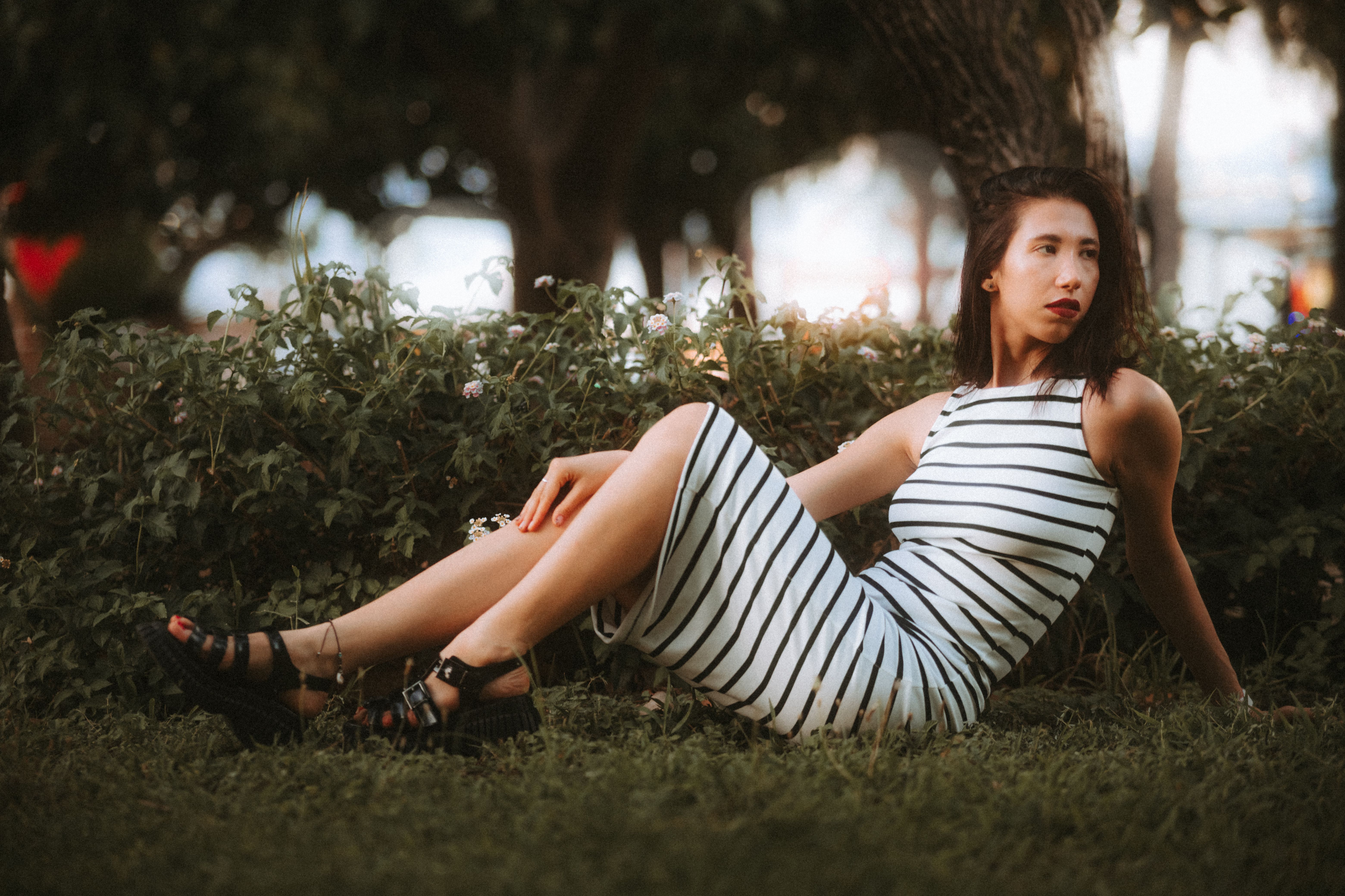 Foto de stock gratuita sobre actitud, al aire libre, atuendo de moda ...