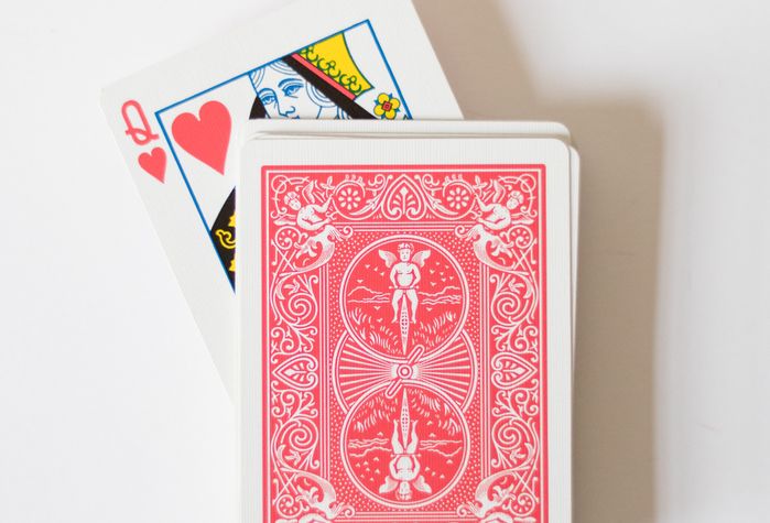 Online Casino: Spielautomaten und Live-Spiele im Überblick