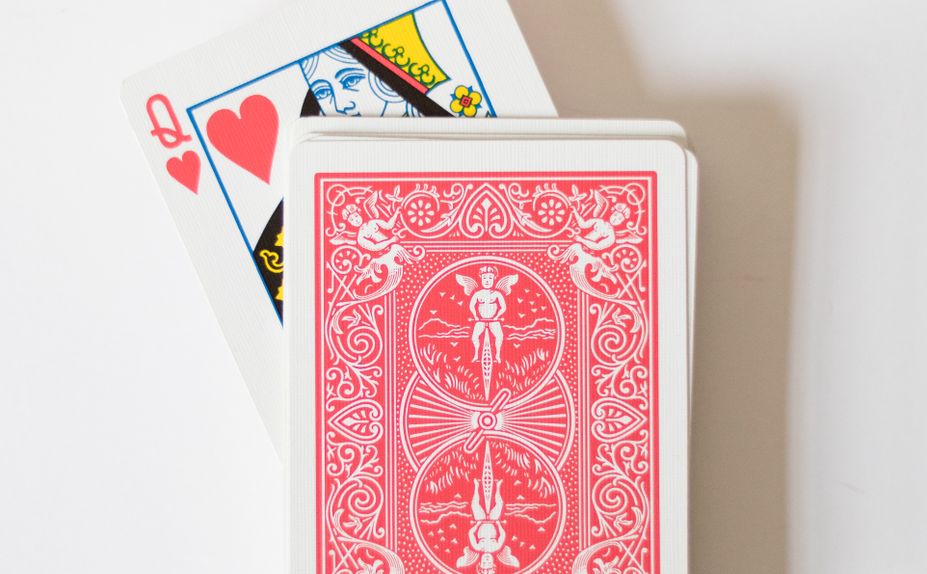 Online Casino: Spielautomaten und Live-Spiele im Überblick