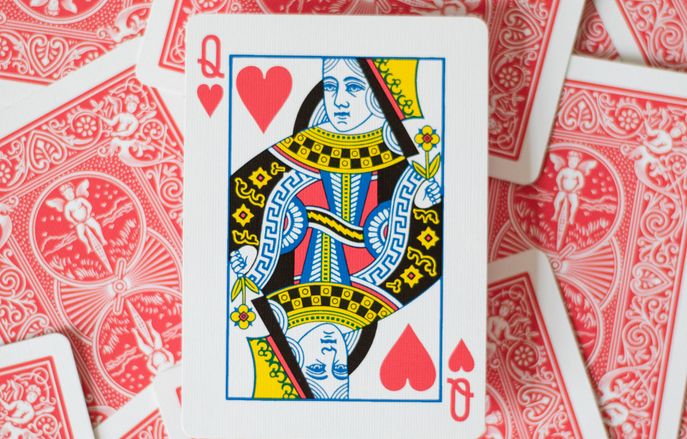 Online Casino: Spielautomaten und Live-Spiele im Überblick