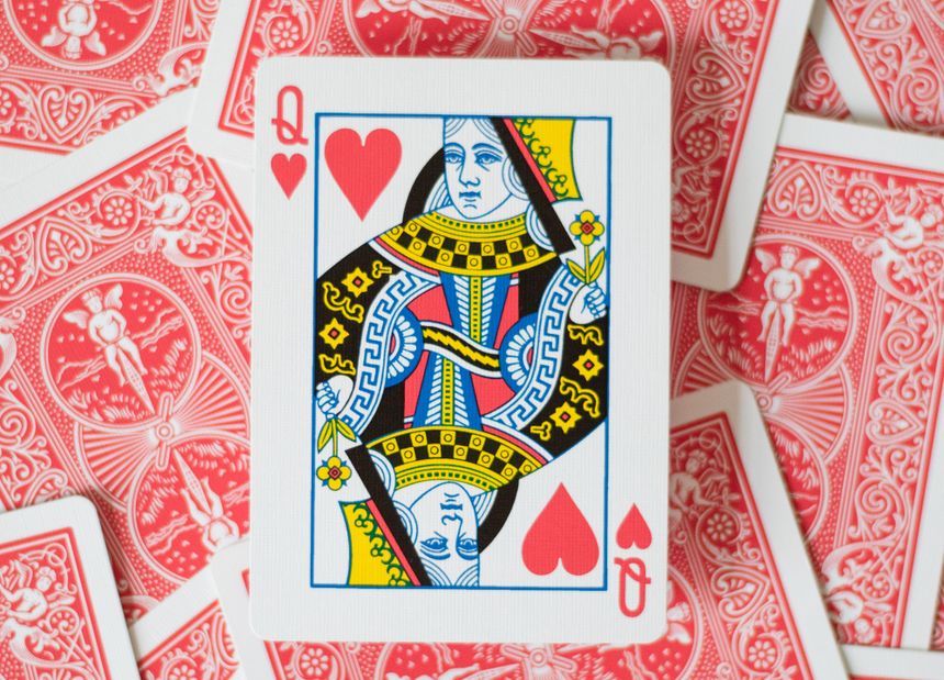 Online Casino: Spielautomaten und Live-Spiele im Überblick