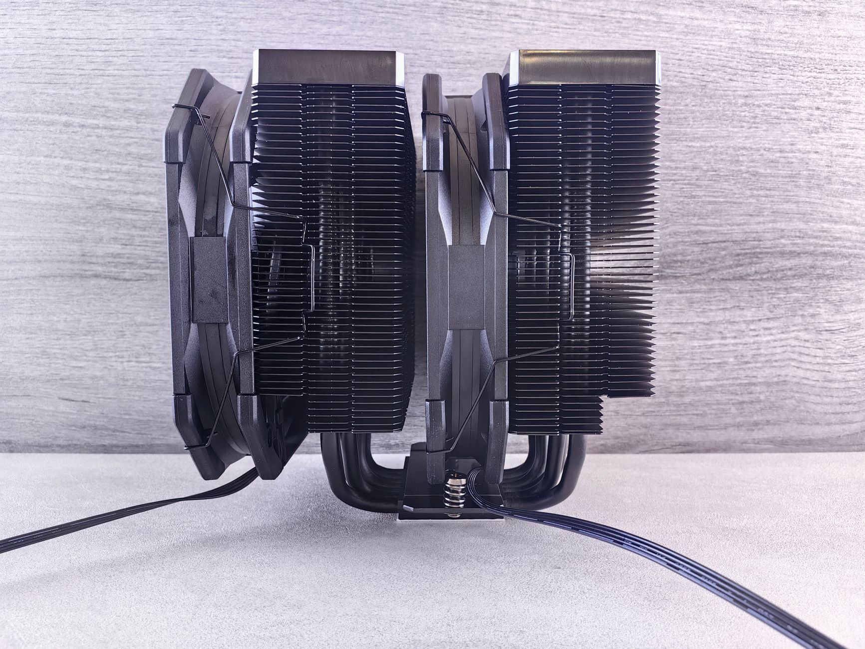 Close-up image of a high-performance computer cooling fan with two heat sinks.