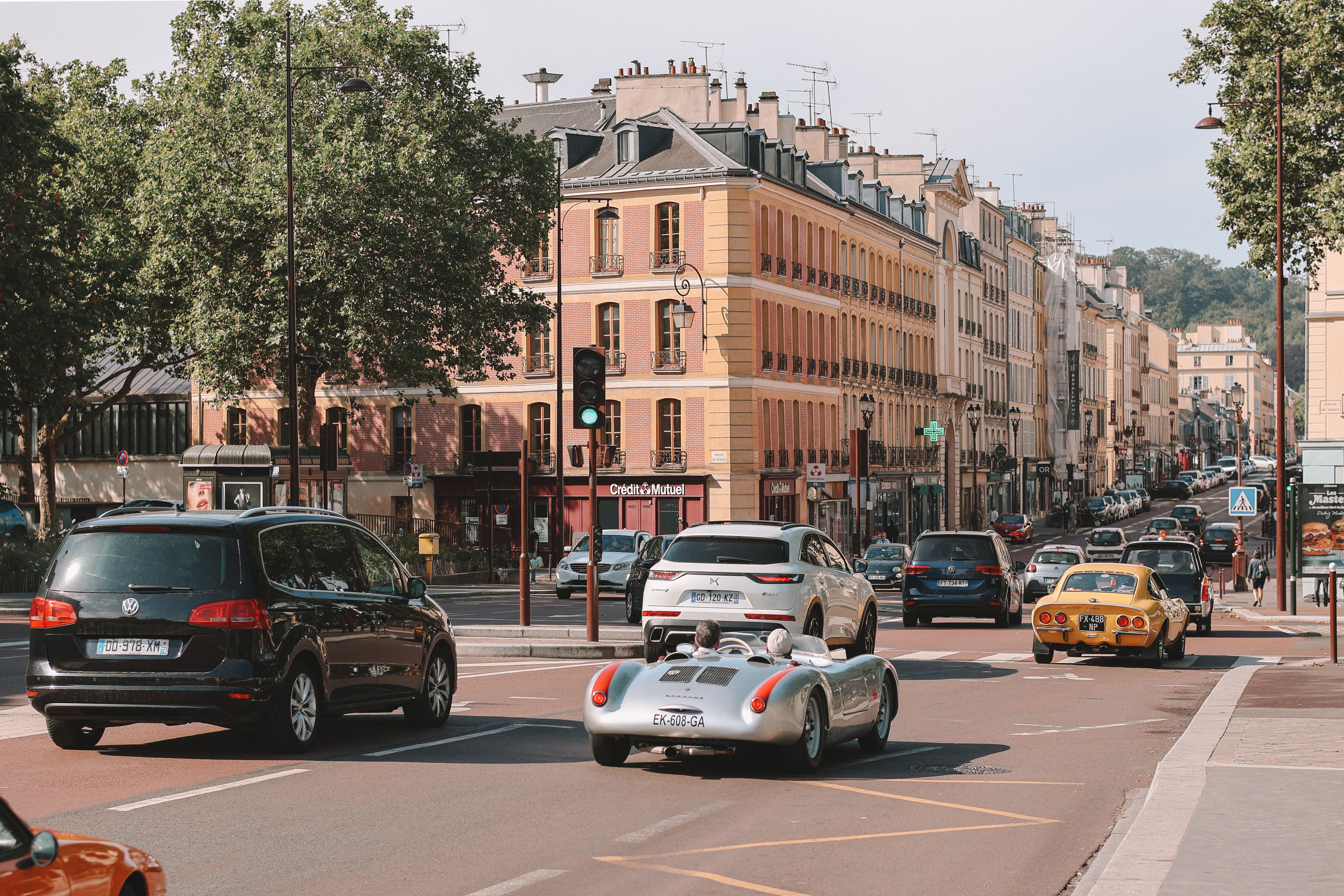 Rent-A-Van Paris