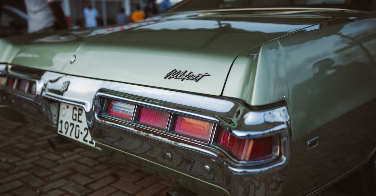 Back View of Vintage Car · Free Stock Photo