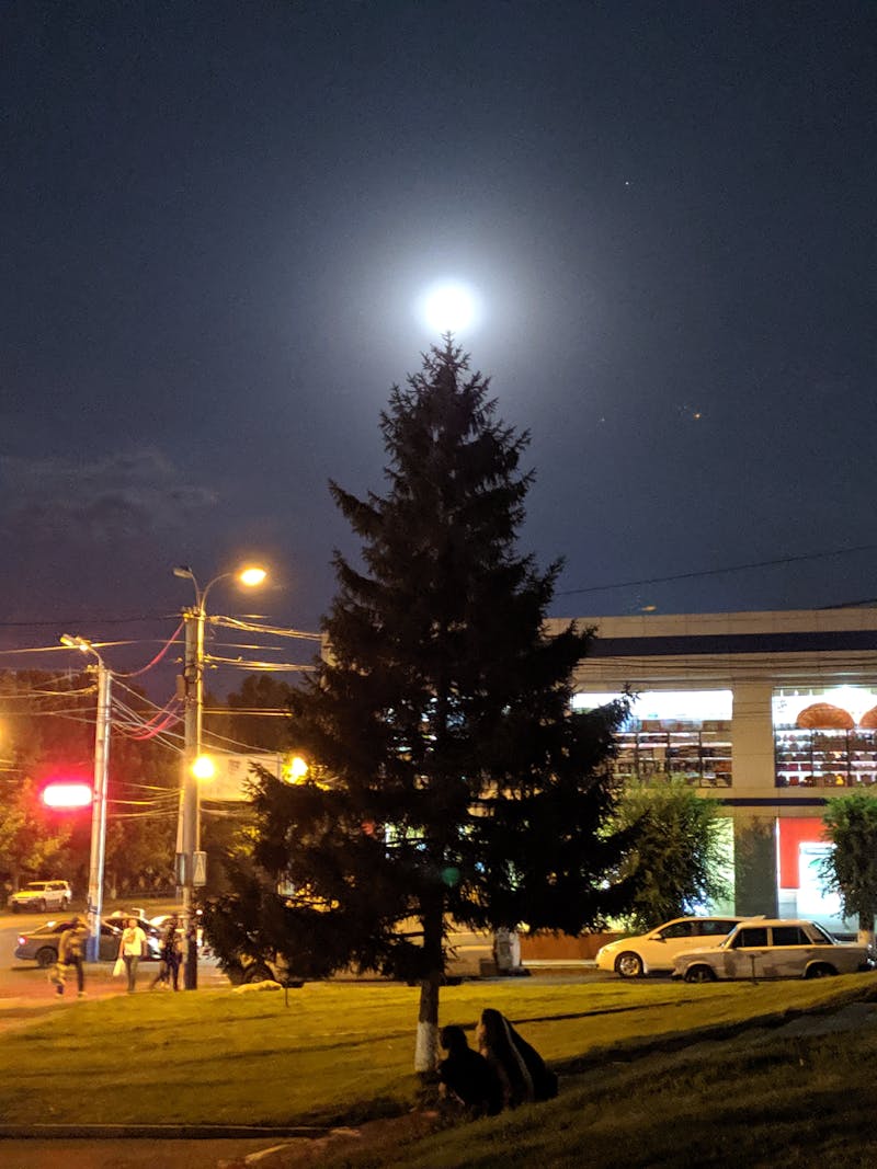 Farfurii artistice din ceramică