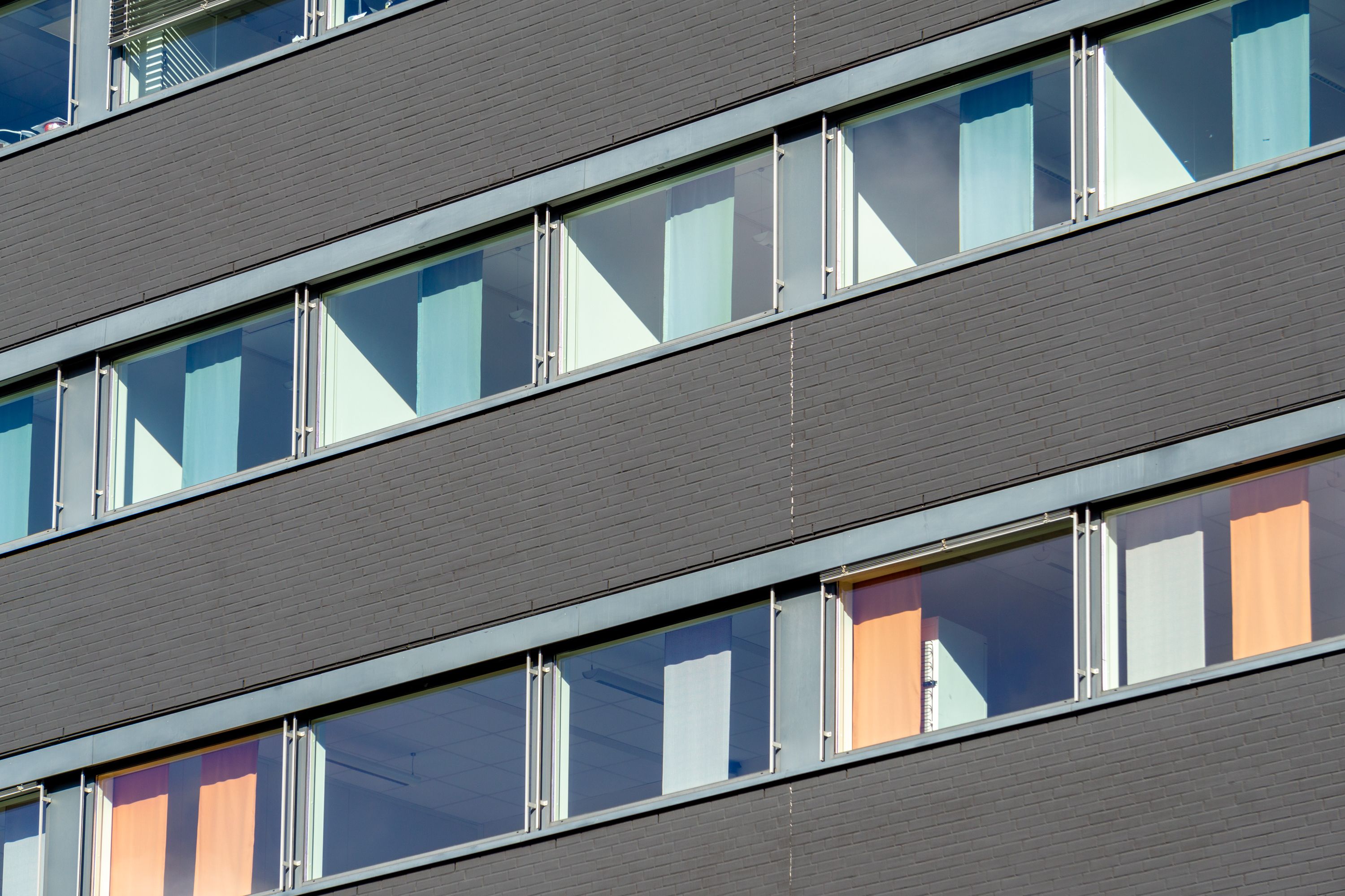 Close-up of the Facade of a Building in a City · Free Stock Photo
