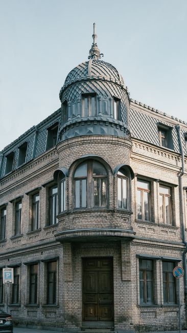 Art Deco in 9 Minutes: Why Is It The Most Popular Architectural Style? Art Deco in 9 Minutes: Why Is It The Most Popular Architectural Style?