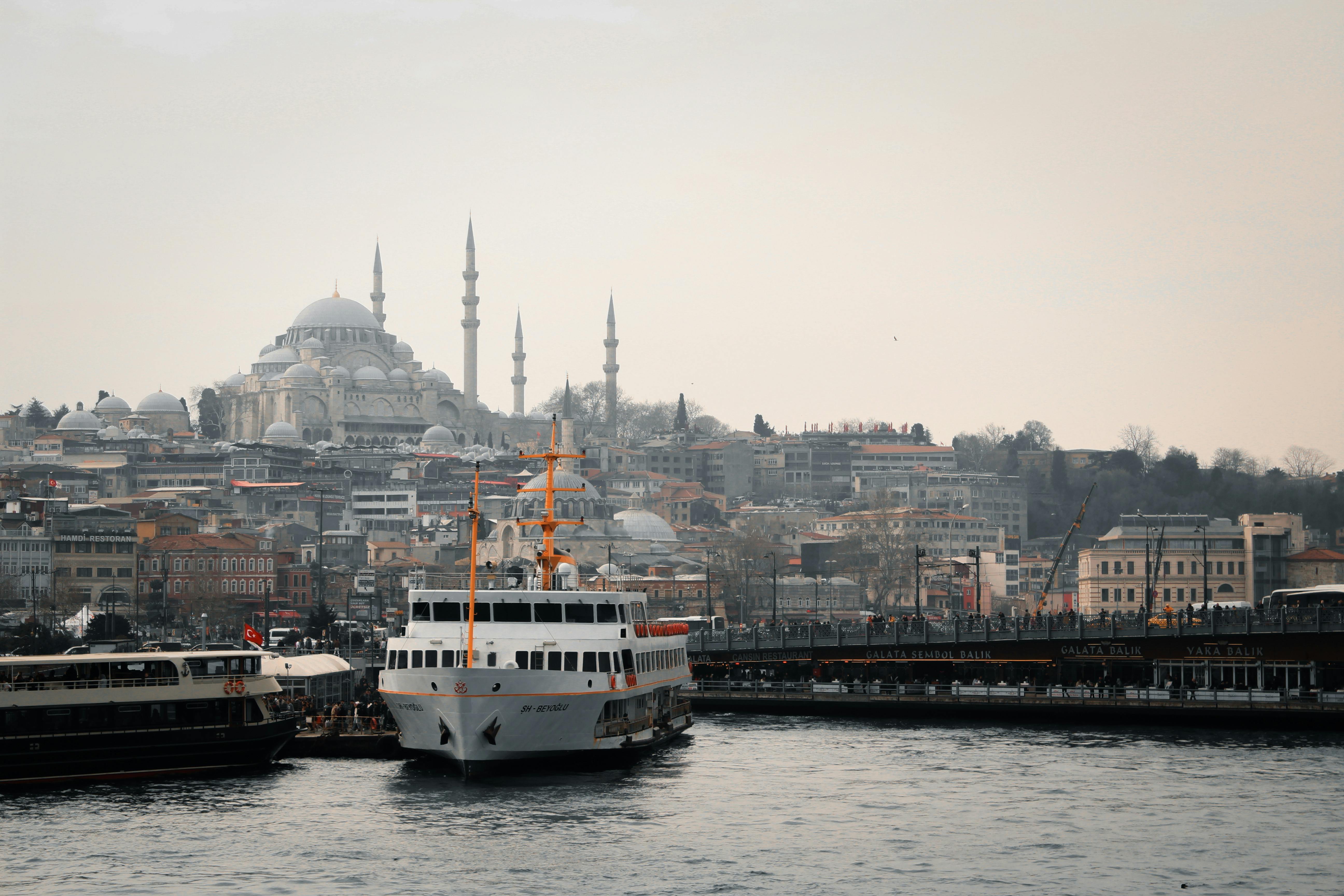 Gratuit Photos gratuites de architecture, architecture islamique, bateaux Photos