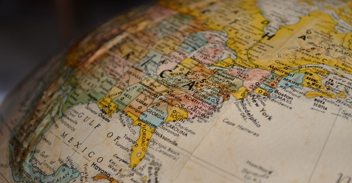 Solo - Dating and Romance Abroad: What Single Retirees Should Know — A Local's Perspective