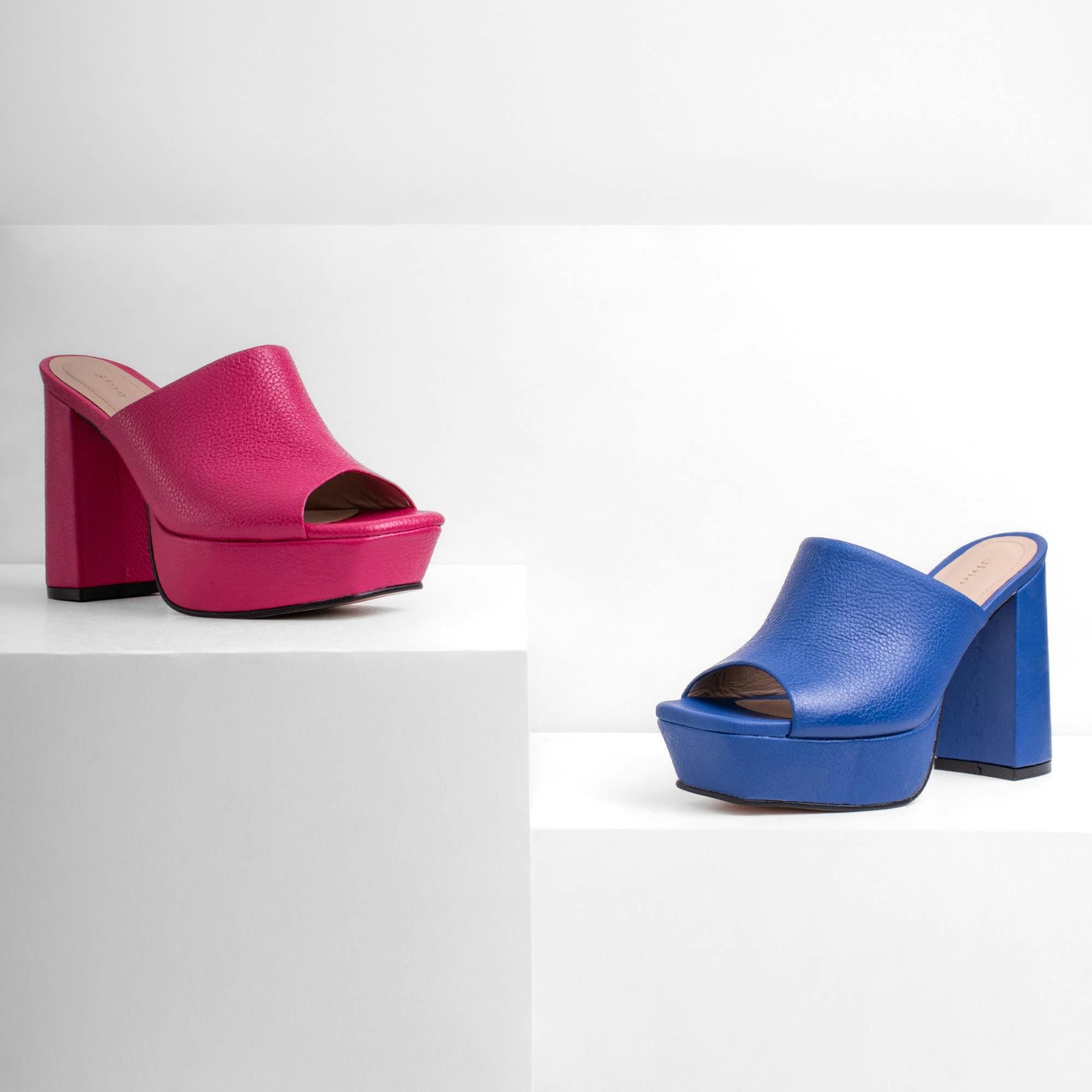 bezplatná Základová fotografie zdarma na téma barevné boty, barevný kontrast, blokování barev Základová fotografie