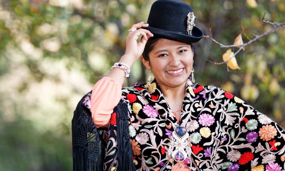 bolivian indigenous woman cholita street