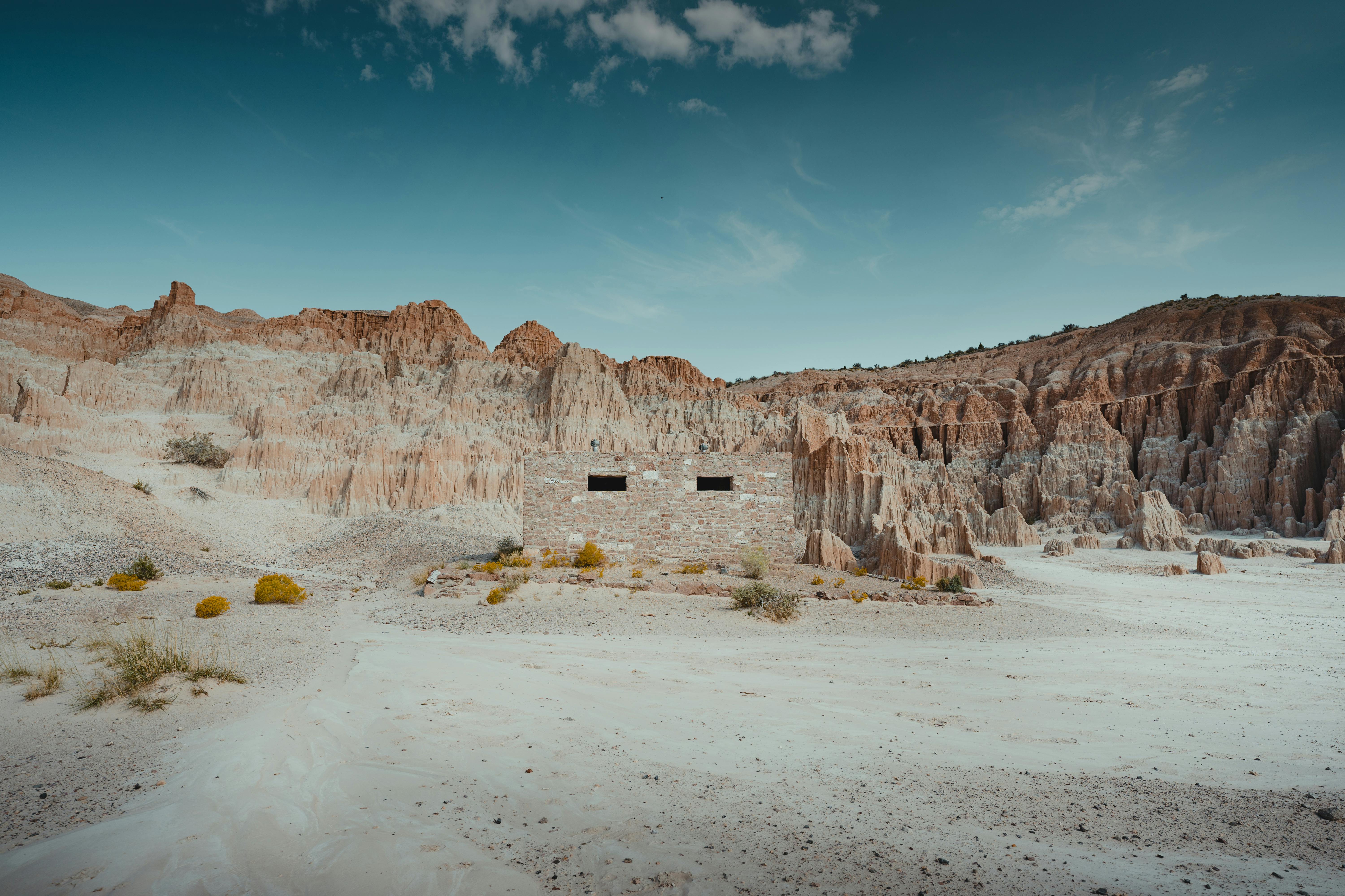 scenic views of the cathedral gorge state park lincoln county nevada