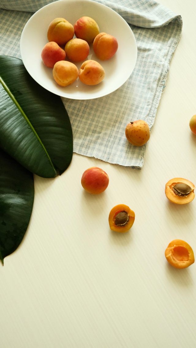 apricot