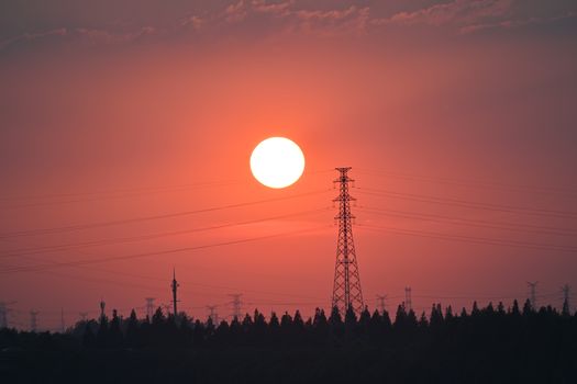 Sonnenuntergang & Himmel bei Nacht – Malerische Neon-Szene