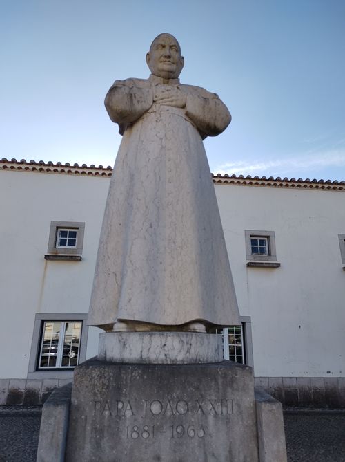 Free Papa JOAO Statue Stock Photo