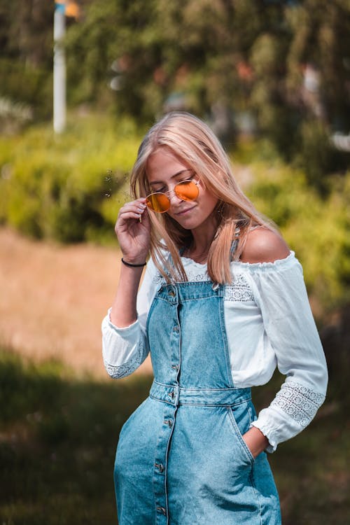 Free stock photo of beautiful girl, blond, sunglasses