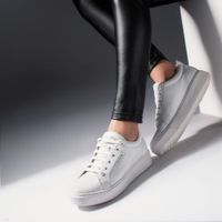 Sneaker by José Martin Segura Benites on Pexels