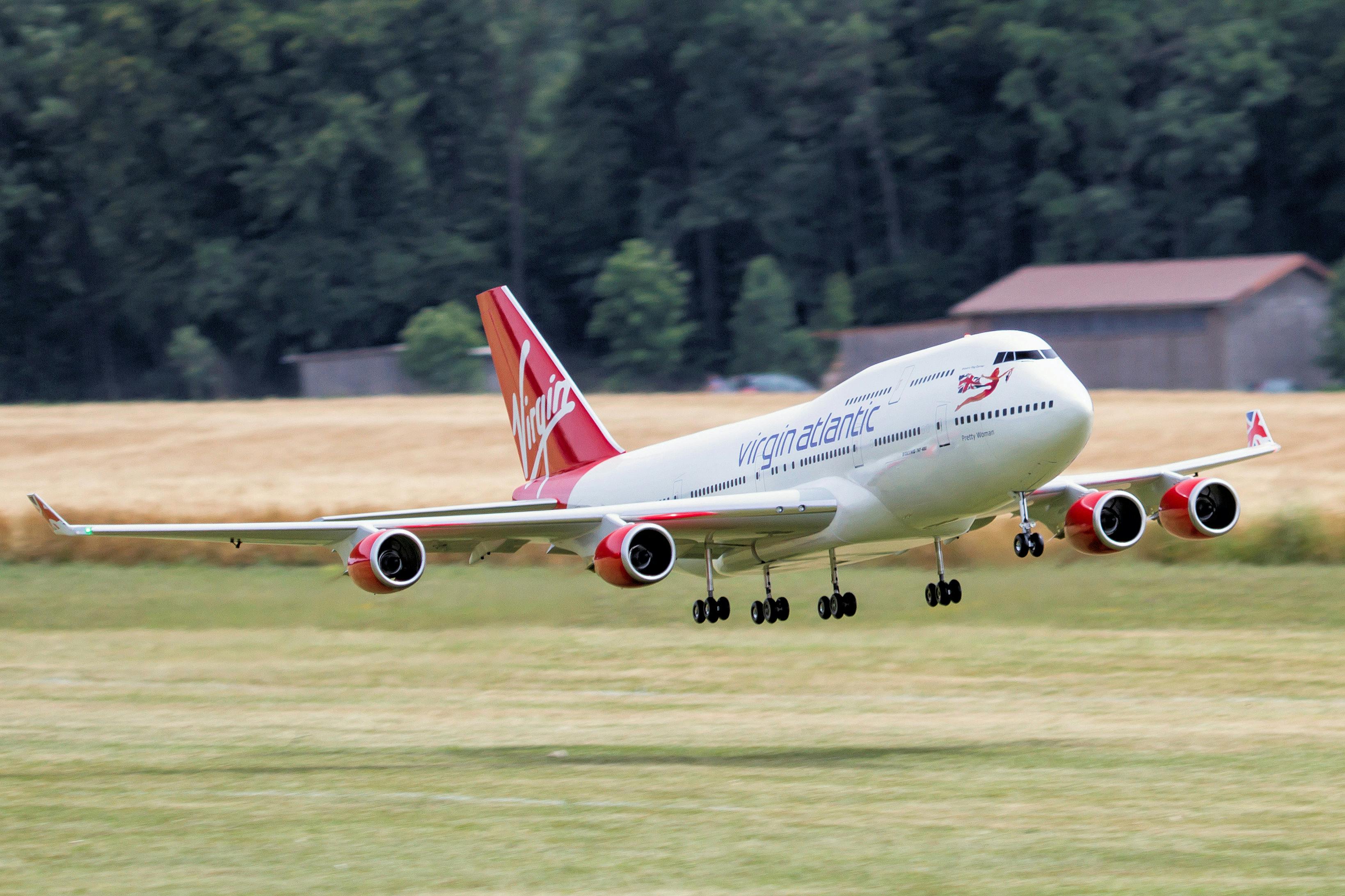 bezplatná Základová fotografie zdarma na téma boeing 747, cestování letadlem, dálkové letectví Základová fotografie
