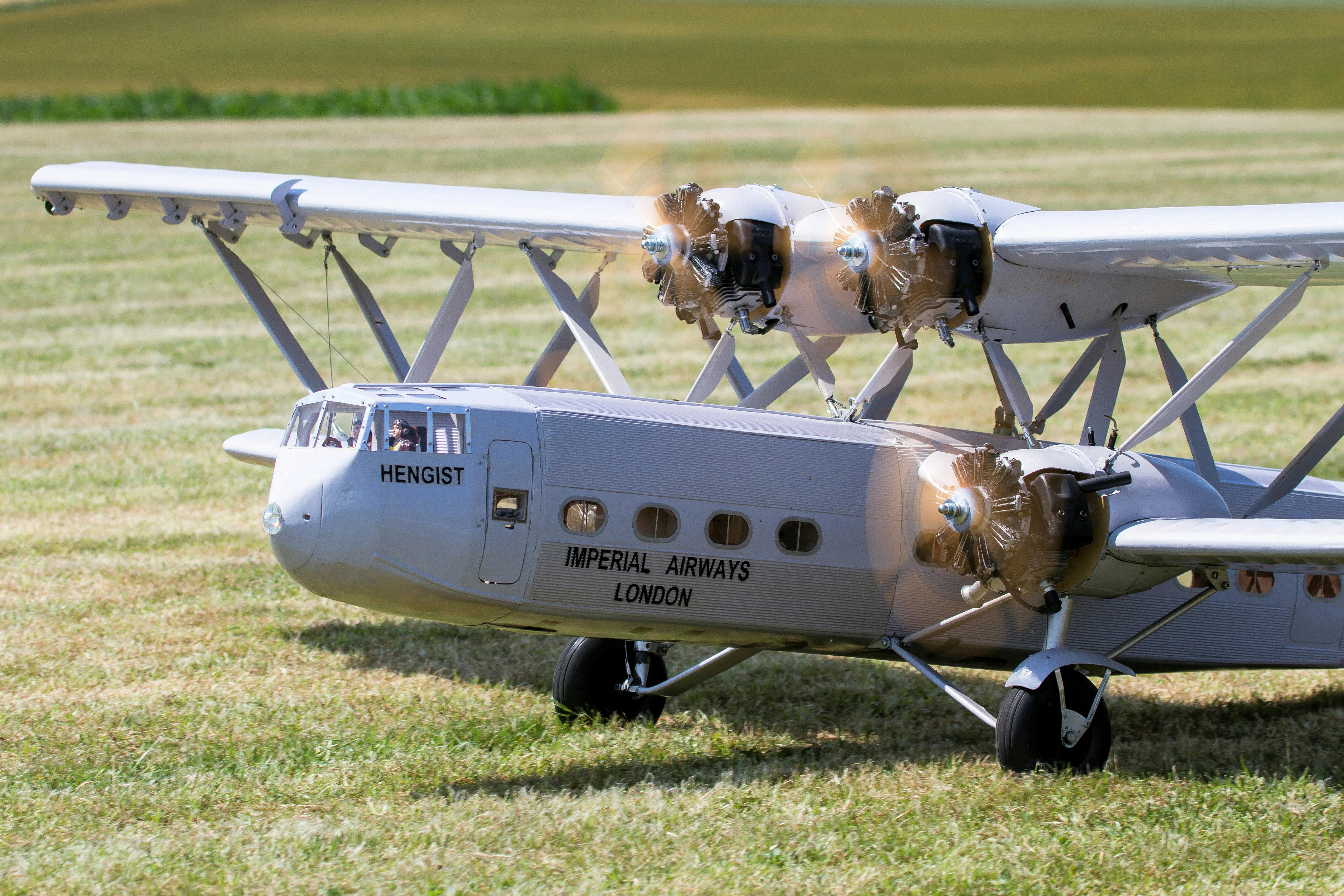 Gratis Foto stok gratis aeromodelling, aksi baling-baling, biplane Foto Stok