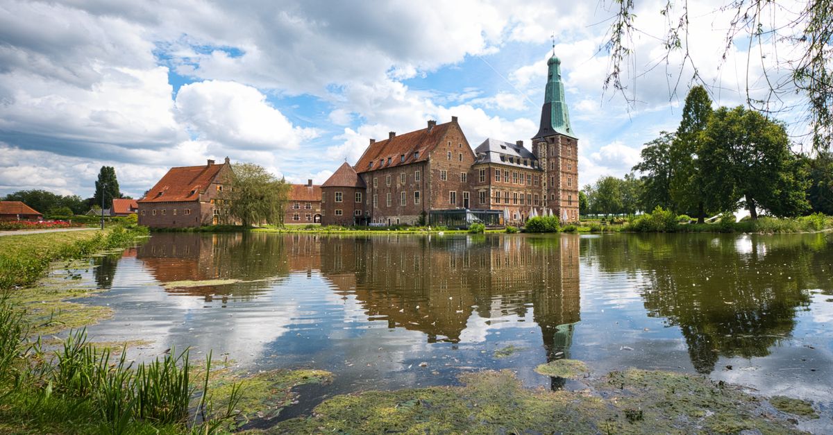 Raesfeld Raesfeld Castle in Raesfeld in Germany · Free Stock Photo