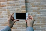 Iphone mockup free commercial use