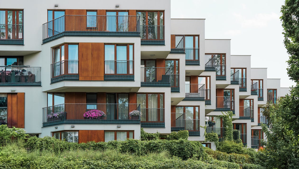 A picture of a multifamily property