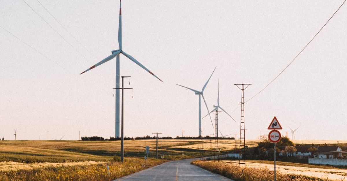 Why the energy transition moves at different speeds across countries Why the energy transition moves at different speeds across countries