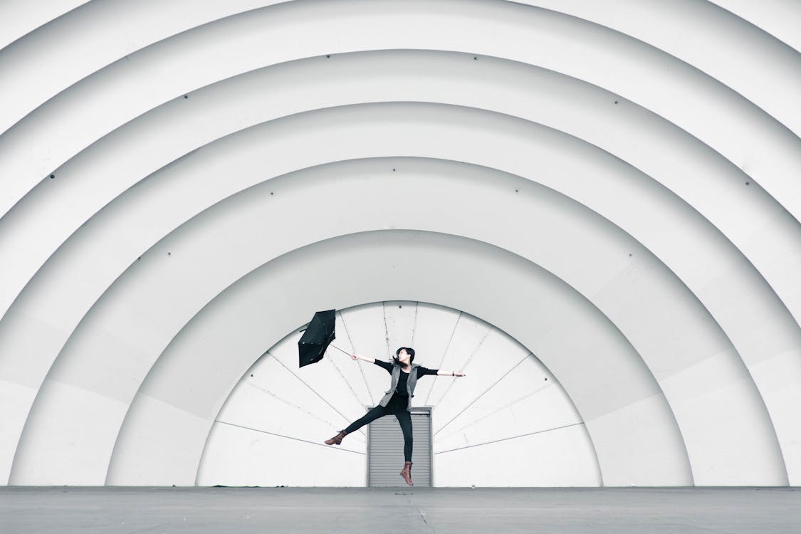 Fotobanka s bezplatnými fotkami na tému architektúra, budova, človek