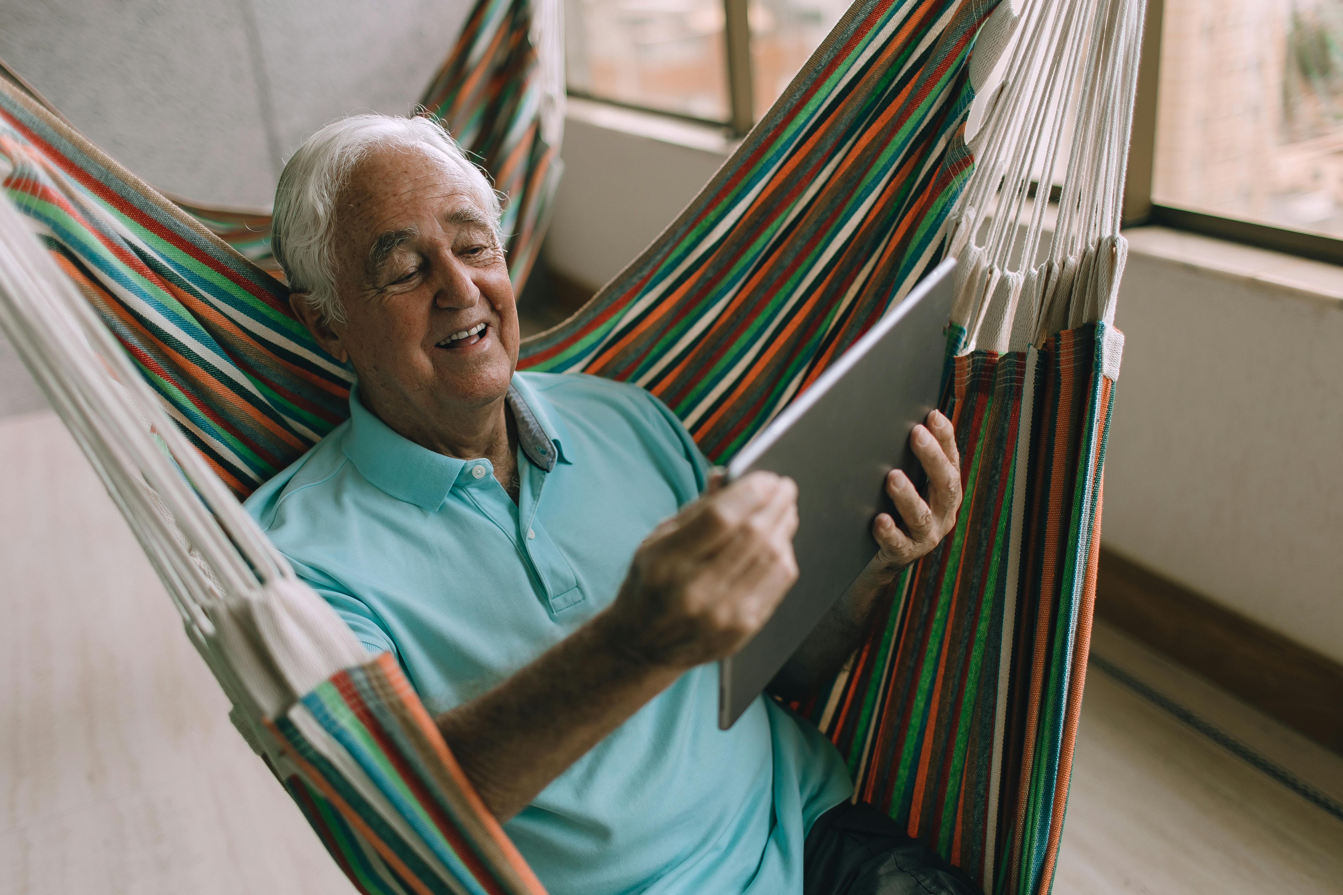 佘詩曼專訪：事業高峰再攀登，享受自由自在生活