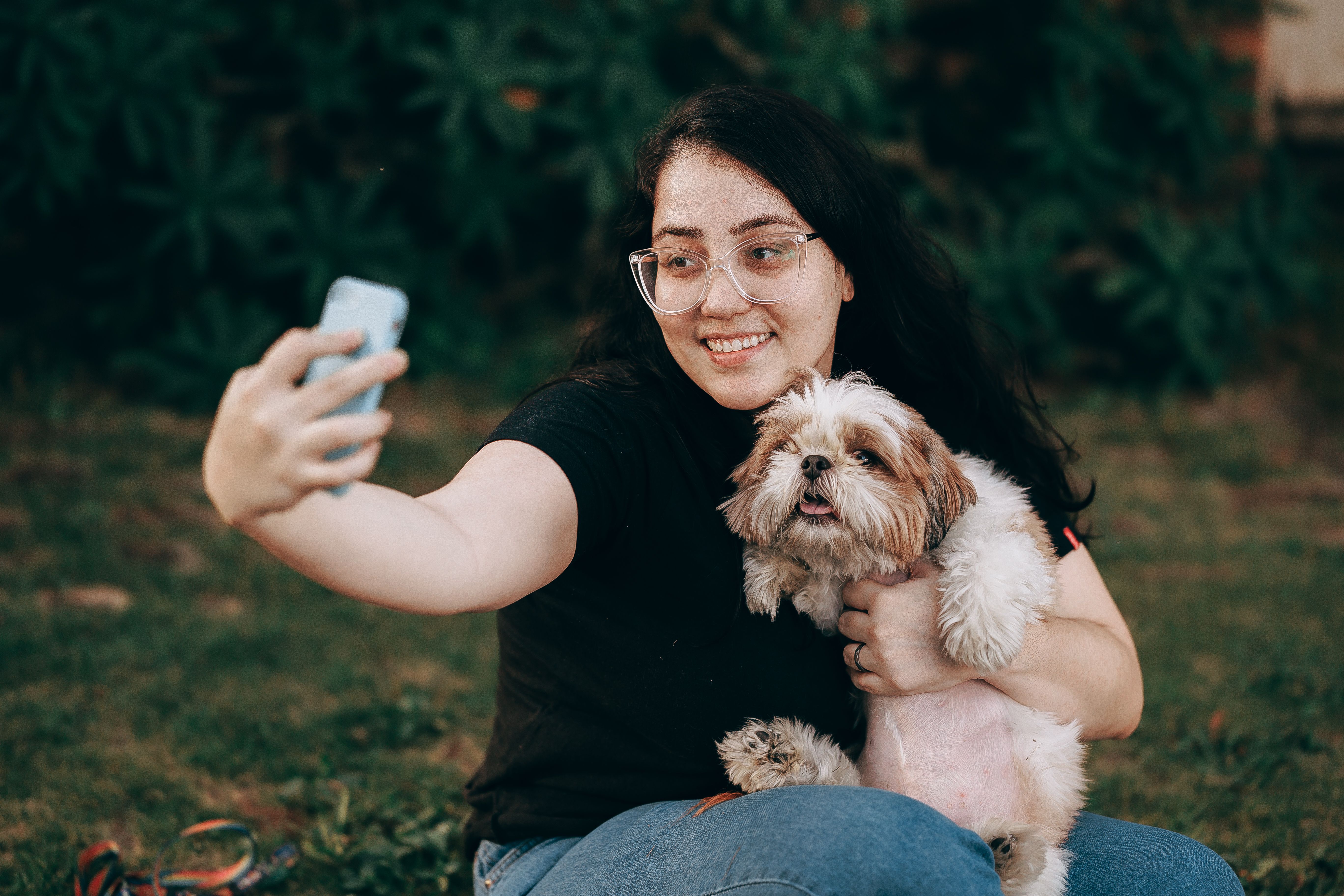 Erie grooming business owners give back with money drop giveaways - Erie Times — Photo by Helena Lopes on Pexels