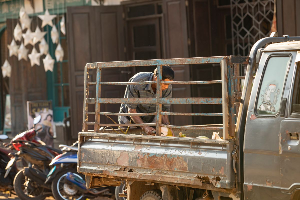 same-day man and van in Maulden — Same-Day Man and Van in Maulden — the working end of the job