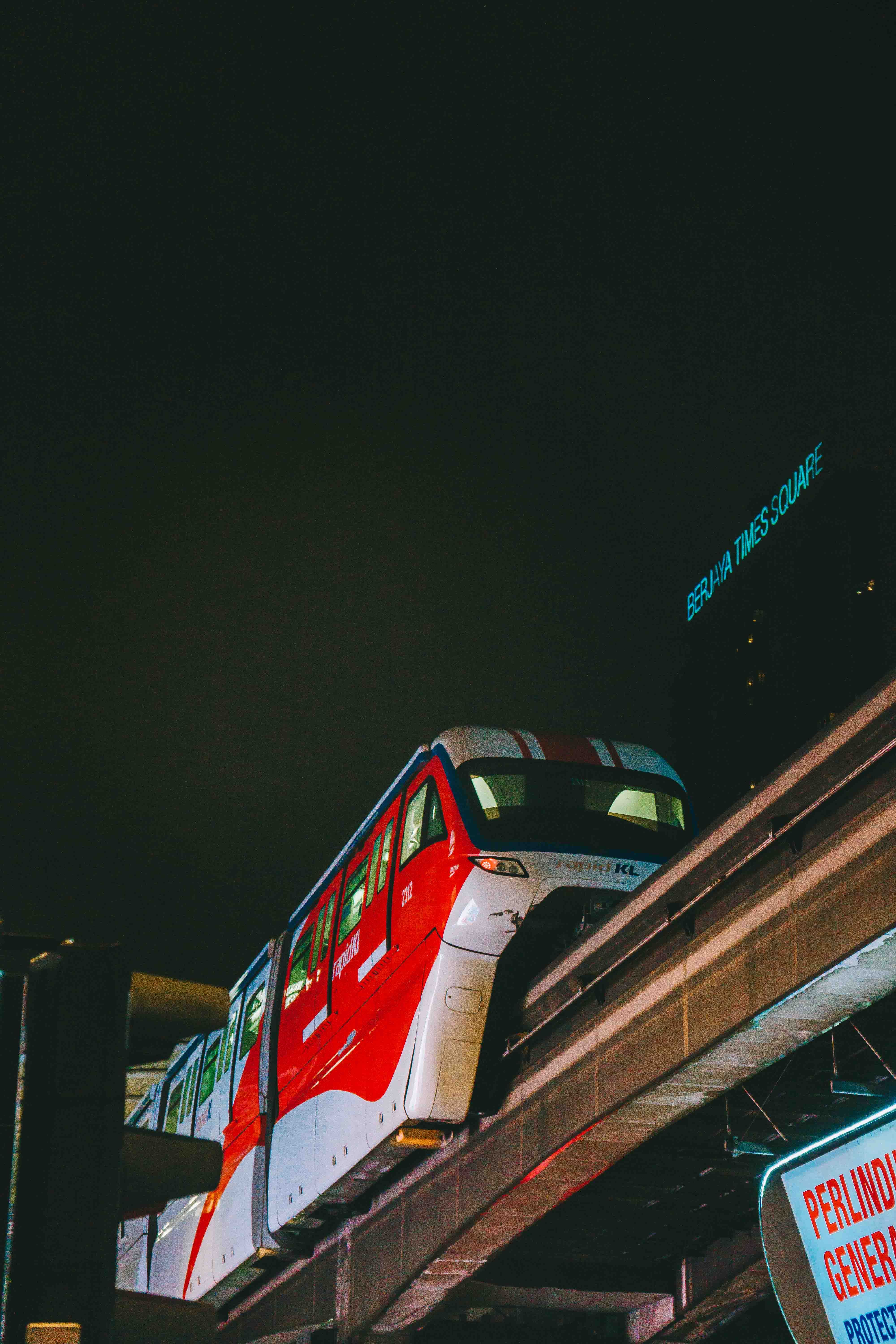 Low Angle Shot of a Train · Free Stock Photo