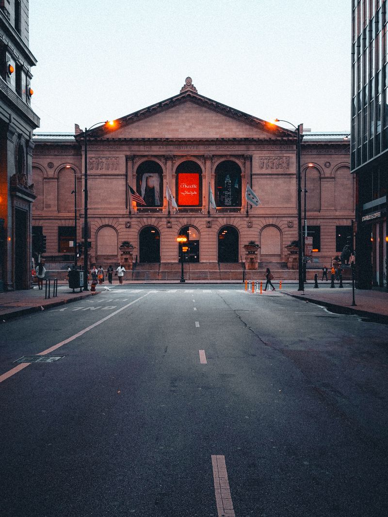 Facade of the Art Institute of Chicago