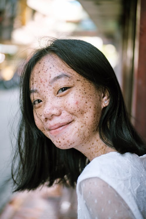 Free Kostnadsfri bild av ansikte, ansiktsuttryck, asiatisk kvinna Stock Photo
