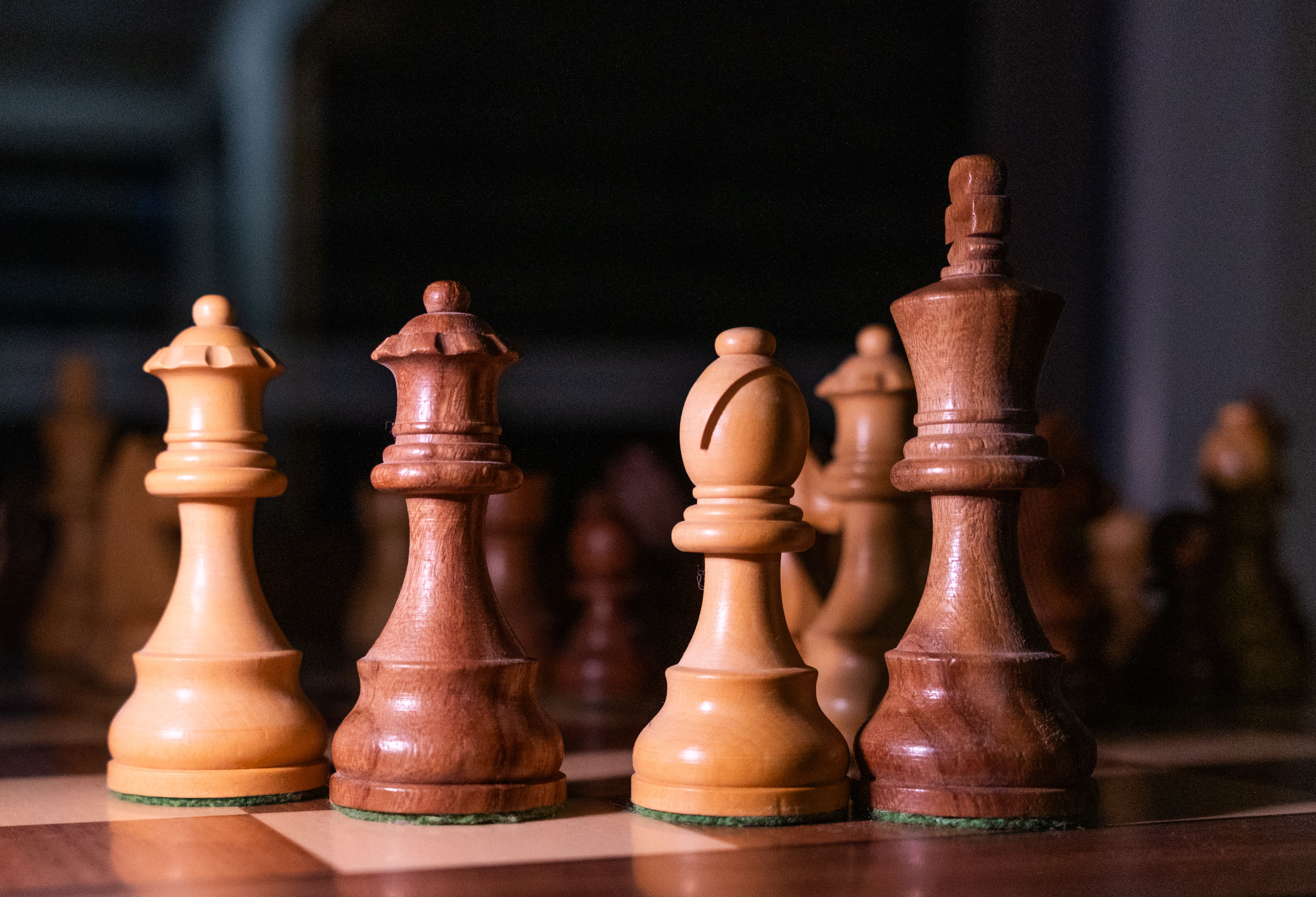 10 Wealth-Building Rules the Upper Class Uses (But Never Tells You)