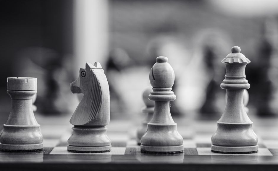 chess board pieces strategy