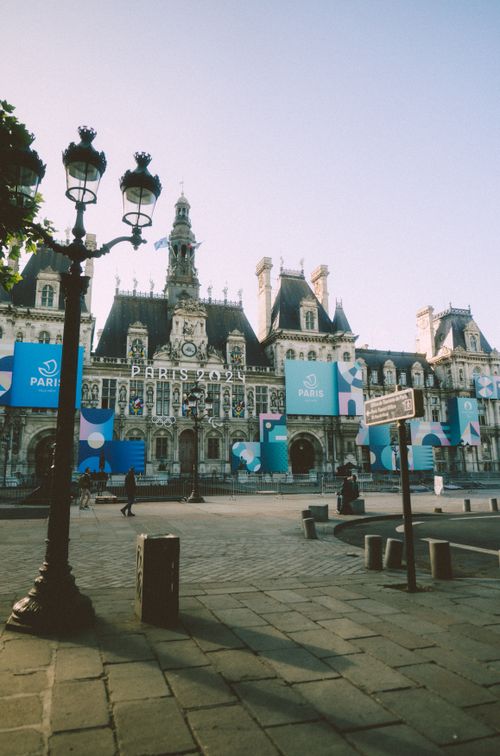 Free Beautiful view of the Hôtel de Ville in Paris during the day with urban surroundings and clear skies. Stock Photo