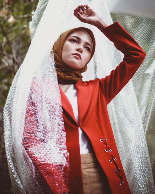 Free stock photo of lady, red Stock Photo