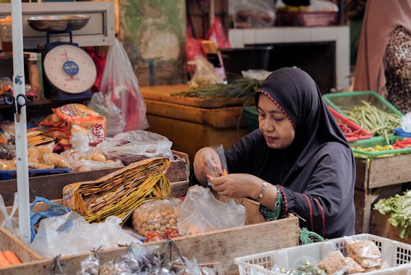 Kedudukan Perekonomian Indonesia Kedudukan Perekonomian Indonesia