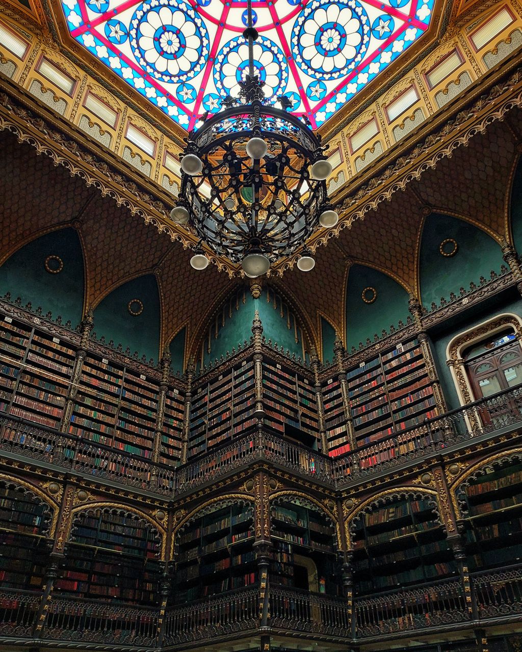 Vista de Real Gabinete Português de Leitura