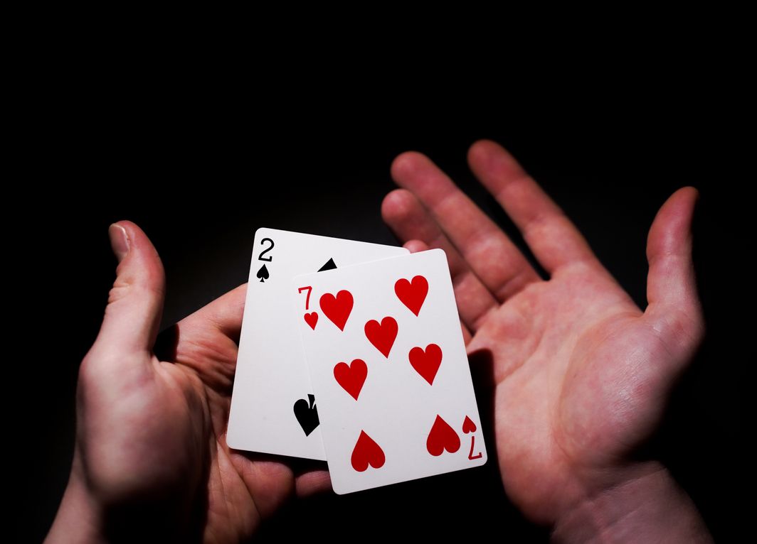 Online Casino: Spielautomaten und Live-Spiele im Überblick